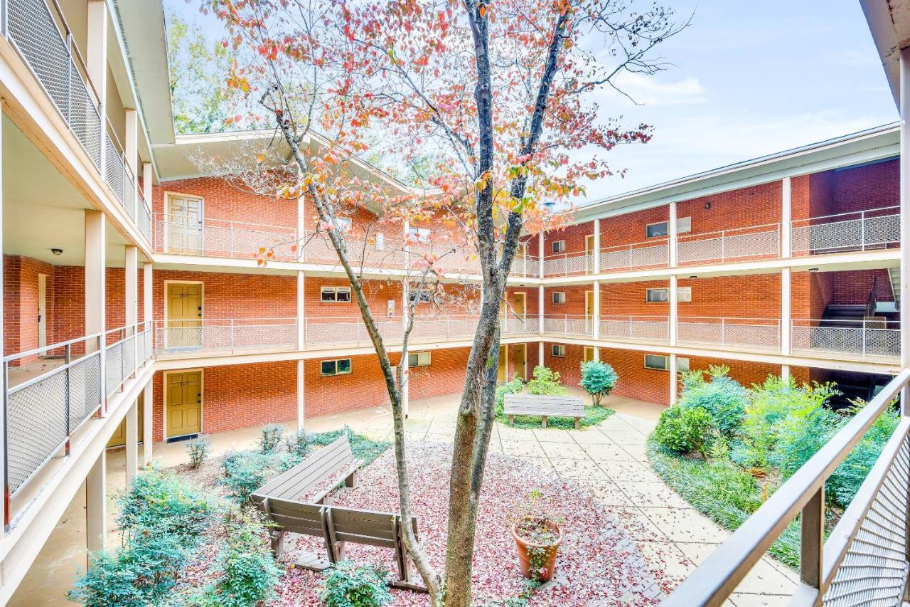 Classic City Getaway - 1 Mile Walk To Sanford Stadium! Athens Ngoại thất bức ảnh