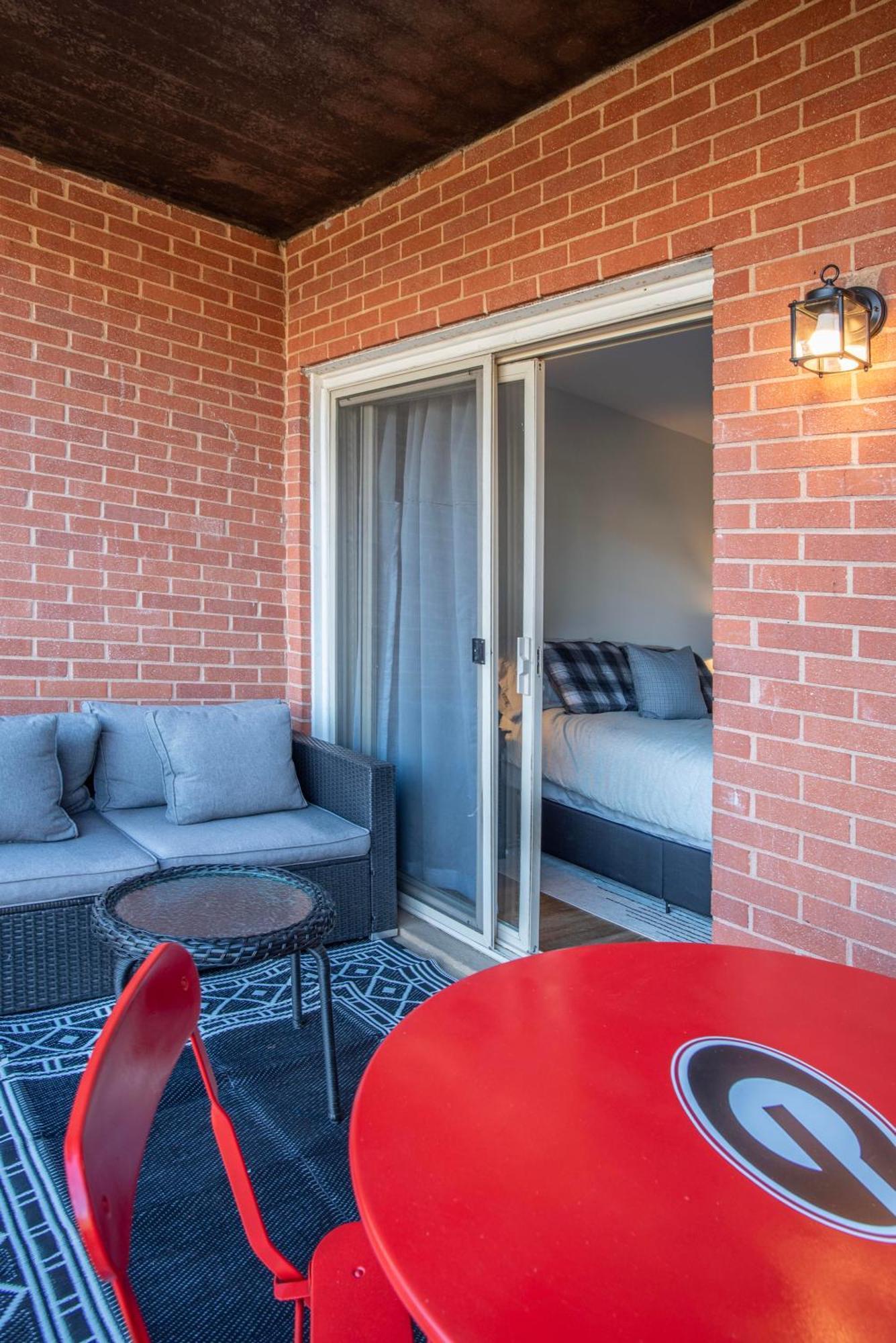 Classic City Getaway - 1 Mile Walk To Sanford Stadium! Athens Ngoại thất bức ảnh
